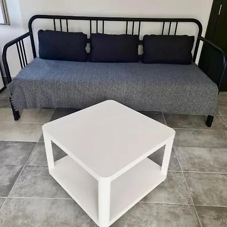 Open Space Apartment *